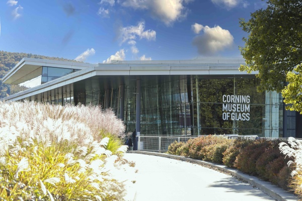 20241017 CMoG Exterior New Signage MW 0635 (1)