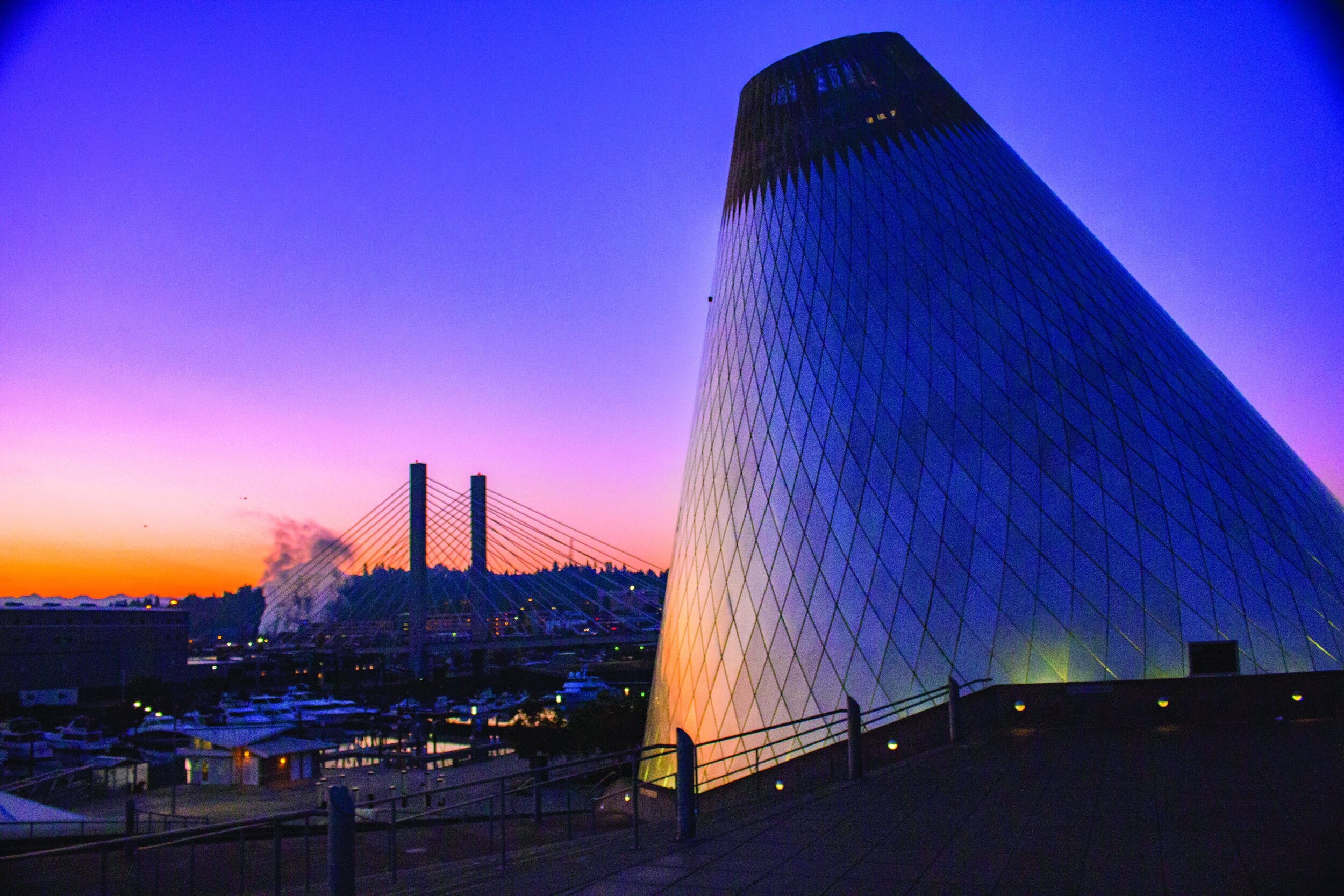 MOG exterior byTarinErickson 003 cmyk